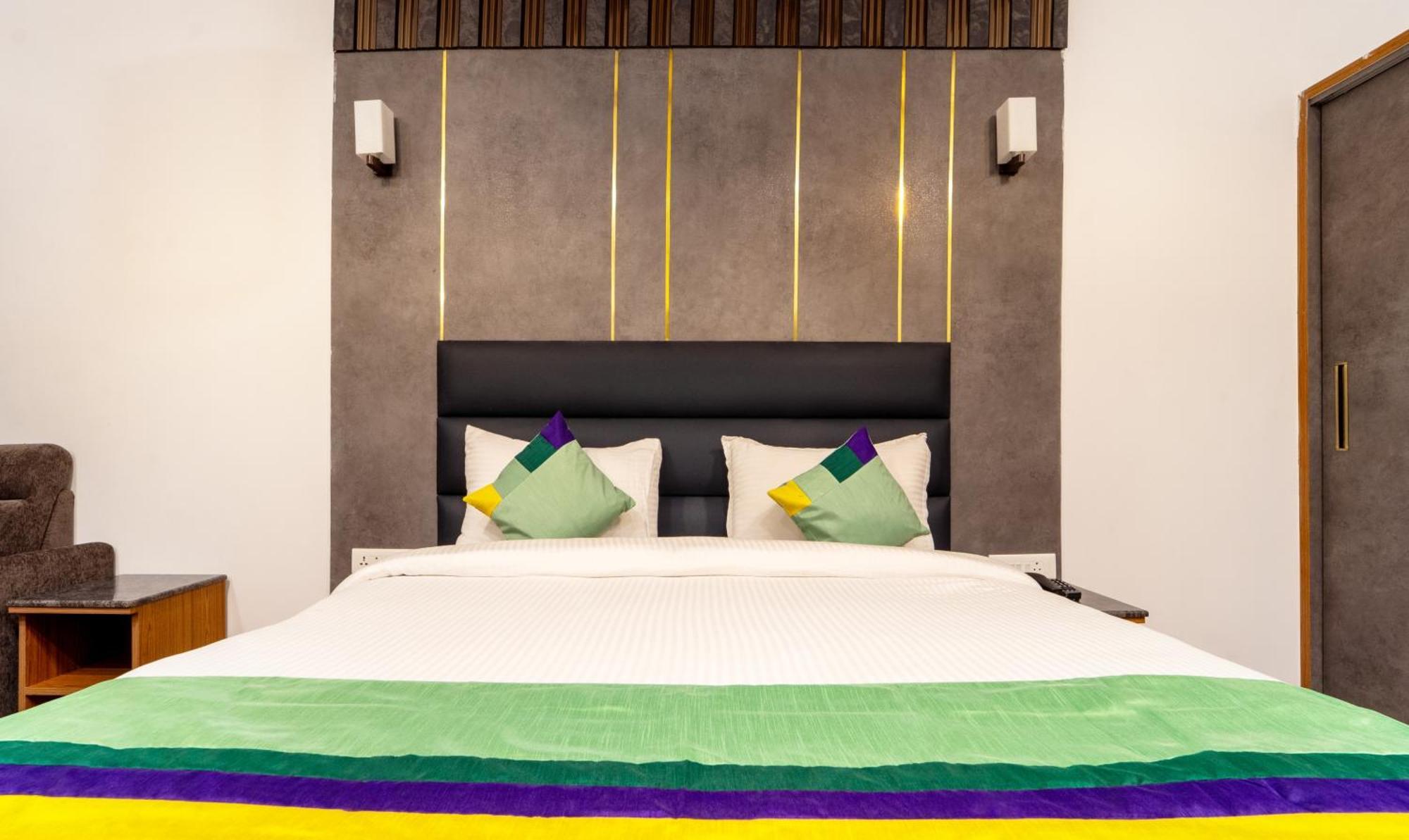 Treebo Skydale Premium Suites, 1500 Mtrs From Ooty Lake Экстерьер фото
